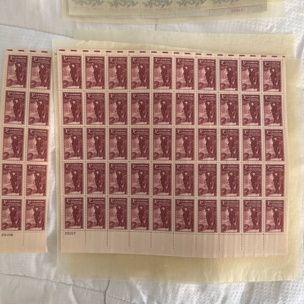150th Anniversary The Pennsylvania Aca Postage Stamps / UNUSED // 3 Cents / Red